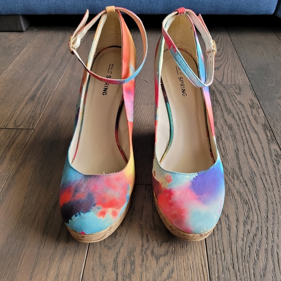 Call it Spring Colorful Wedges - Picture 2 of 3